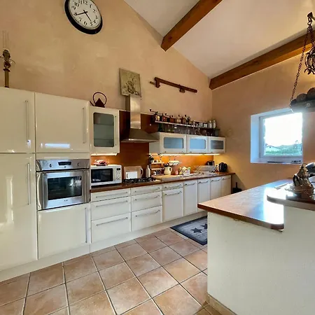 Familial Avec Terrasse Panoramique Et Cheminee, Ideal Pour Randonnees Pres De - Fr-1-582-355 *