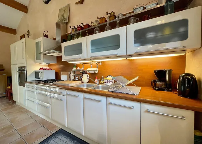 Familial Avec Terrasse Panoramique Et Cheminee, Ideal Pour Randonnees Pres De - Fr-1-582-355 Дом отдыха *